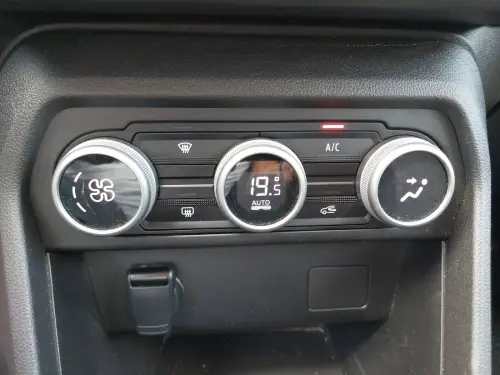 Dacia Sandero  TCe 90 - Photo 21