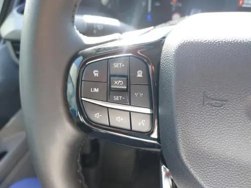 Ford Transit E-TRANSIT CUSTOM FGN 320 L1H1 218 CH BATTERIE 64 KWH - Photo 22