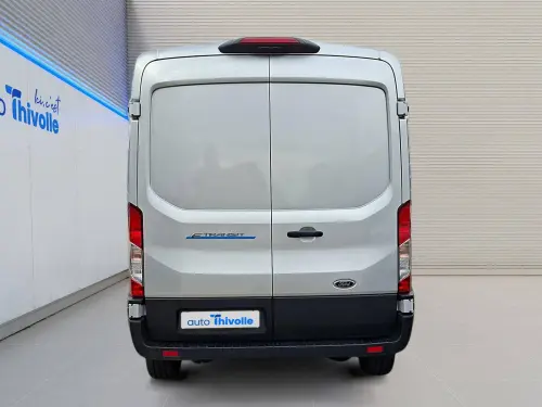 Ford Transit E-TRANSIT FGN 390 L2H2 269 CH BATTERIE 75 KWH - Photo 3