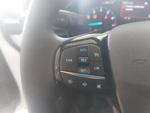 Ford Fiesta  1.0 EcoBoost 100 ch S&S BVM6 - Photo 22