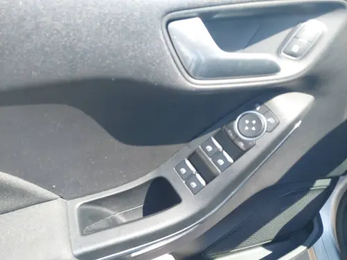 Ford Fiesta  1.0 EcoBoost 100 ch S&S BVM6 - Photo 10