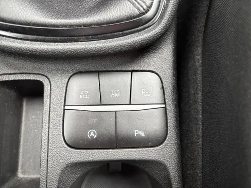 Ford Fiesta  1.0 EcoBoost 100 ch S&S BVM6 - Photo 22