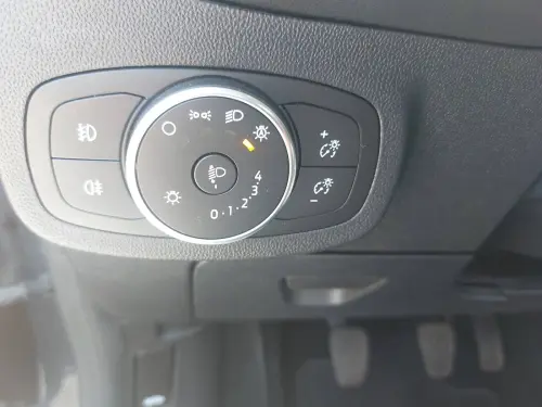 Ford Fiesta  1.0 EcoBoost 95 ch S&S BVM6 - Photo 19