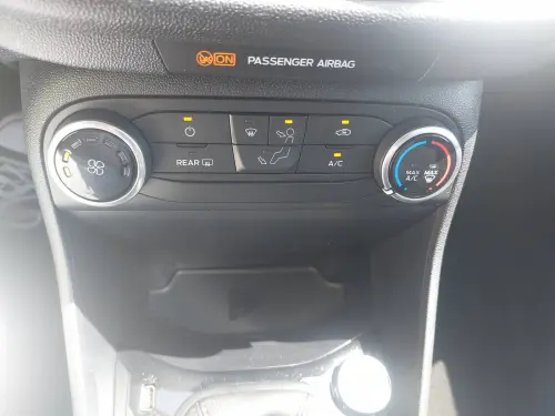 Ford Fiesta  1.0 EcoBoost 95 ch S&S BVM6 - Photo 24
