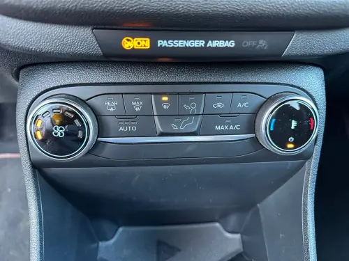 Ford Fiesta  1.0 EcoBoost 95 ch S&S BVM6 - Photo 19