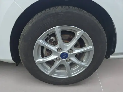 Ford Fiesta  1.0 EcoBoost Flexifuel 95 ch S&S BVM6 - Photo 8