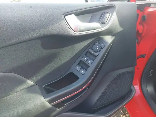 Ford Fiesta  1.0 Flexifuel 95 ch S&S BVM6 - Photo 10