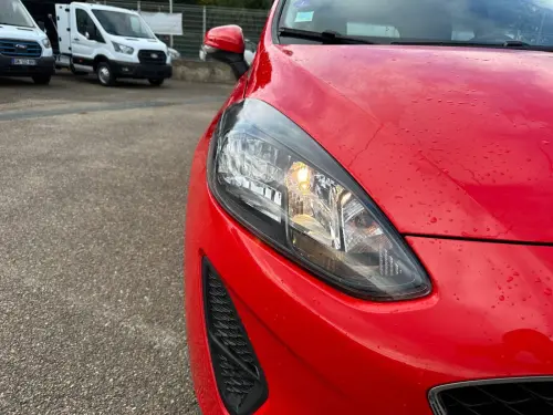 Ford Fiesta  1.1 75 ch BVM5 - Photo 24