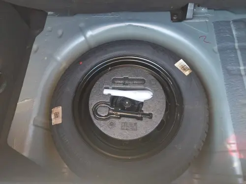 Ford Fiesta  1.1 85 ch BVM5 - Photo 19