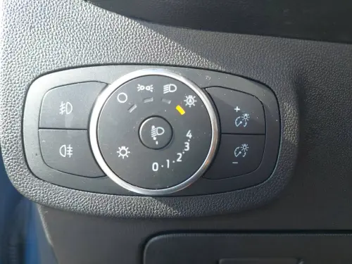 Ford Fiesta  1.1 85 ch BVM5 - Photo 24