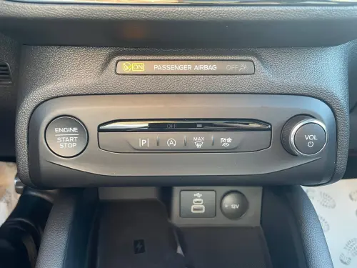 Ford Focus  1.0 EcoBoost 155 S&S mHEV Powershift - Photo 8