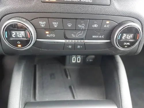 Ford Focus  1.0 EcoBoost 155 S&S mHEV - Photo 21