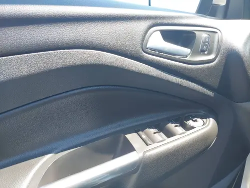 Ford Kuga  1.5 TDCi 120 S&S 4x2 Powershift - Photo 10