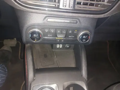 Ford Kuga  2.5 Duratec 190 ch FHEV e-CVT - Photo 14