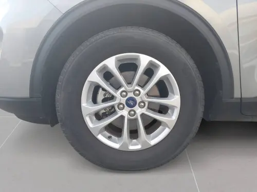 Ford Kuga  2.5 Duratec 190 ch FHEV e-CVT - Photo 8