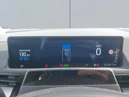 Ford Mustang Mach-E  Extended Range 99 kWh 294 ch - Photo 13