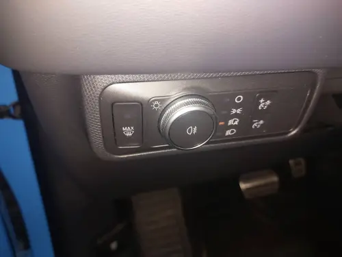 Ford Mustang Mach-E  Extended Range 99 kWh 351 ch AWD - Photo 19