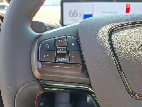 Ford Mustang Mach-E  Standard Range 76 kWh 269 ch AWD - Photo 20
