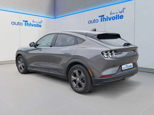 Ford Mustang Mach-E  Standard Range 76 kWh 269 ch - Photo 2