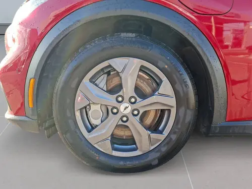 Ford Mustang Mach-E  Standard Range 76 kWh 269 ch - Photo 8