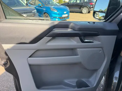 Ford Transit  300 L1H1 2.0 ECOBLUE 136 CH BVA8 - Photo 10