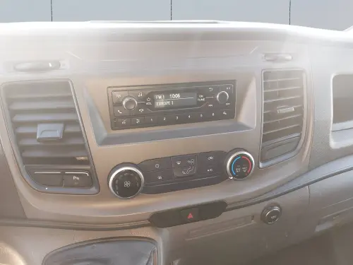 Ford Transit  300 L2H1 2.0 ECOBLUE 130 - Photo 11