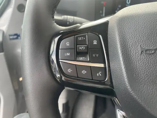 Ford Transit  320 L2H1 2.0 ECOBLUE 170 CH BVA8 4X4 - Photo 20