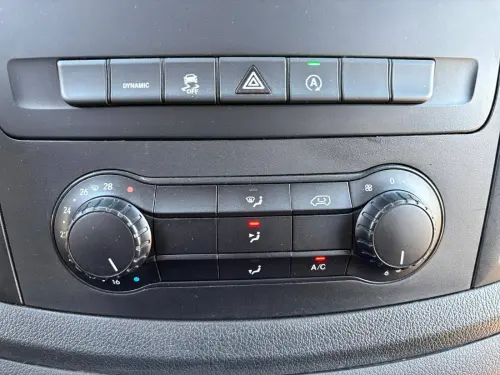 Mercedes Vito  114 CDI LONG BVA RWD - Photo 22