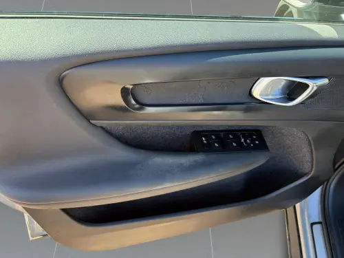 Volvo XC40 XC40 Recharge 238 ch 1EDT - Photo 10