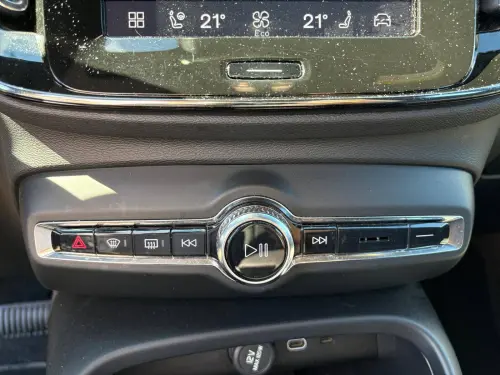 Volvo XC40 XC40 Recharge 238 ch 1EDT - Photo 24