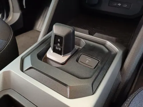 Dacia Duster journey hybrid 140 - Photo 7