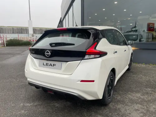 Nissan Leaf ZE1A ACENTA 40KWH - Photo 1