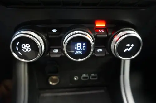 Renault Captur E-Tech full hybrid 145 Techno - Photo 15