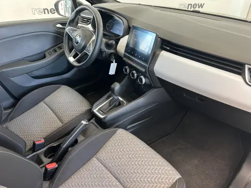 Renault Clio Clio E-Tech 140 - 21N Limited - Photo 9