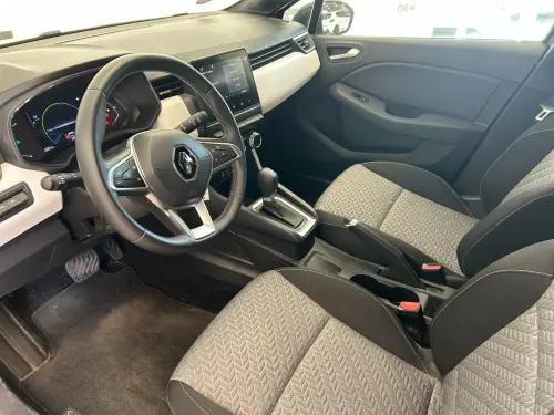 Renault Clio Clio E-Tech 140 - 21N Limited - Photo 11