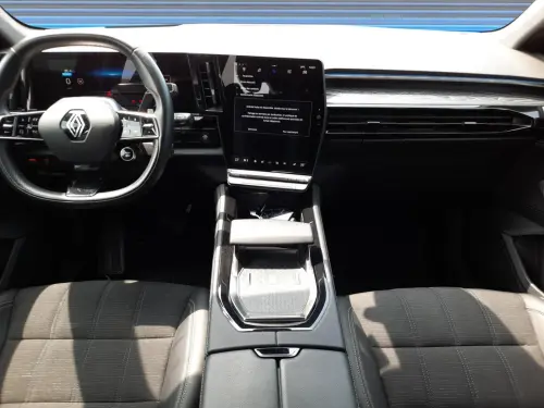 Renault Austral E-Tech hybrid 200 Iconic - Photo 12