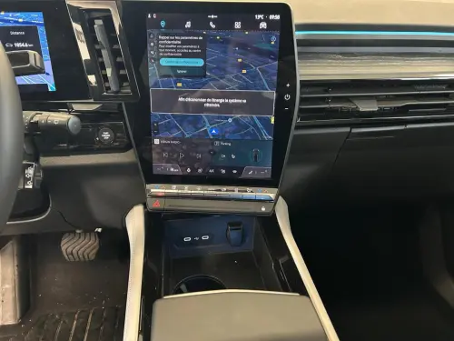 Renault Espace Espace E-Tech hybrid 200 Iconic - Photo 14
