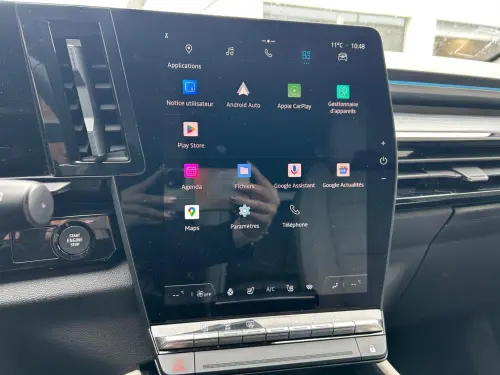 Renault Espace Espace E-Tech hybrid 200 Iconic - Photo 21