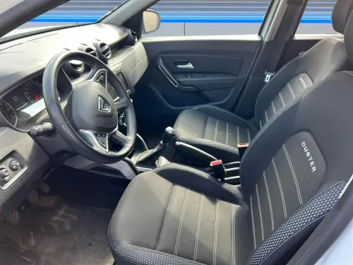 Dacia Duster ECO-G 100 4x2 Prestige - Photo 9