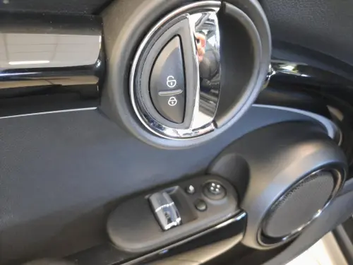 Mini Cooper Hatch 3 Portes One 102 ch Edition Camden - Photo 10