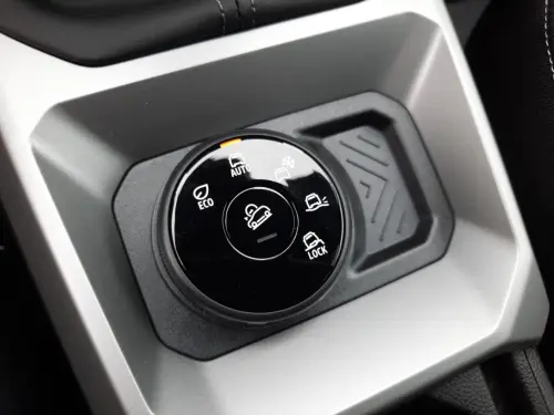 Dacia Duster Mild Hybrid 130 4x4 Journey - Photo 15