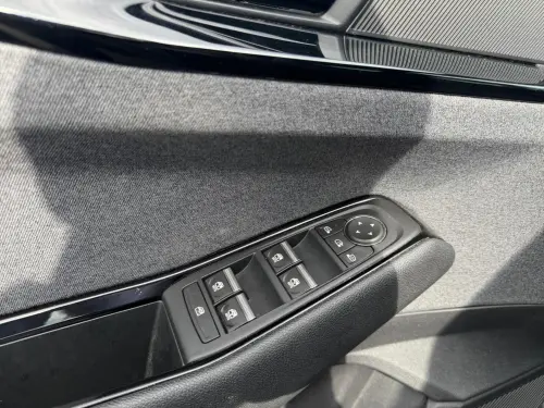 Renault Austral mild hybrid 160 auto Evolution - Photo 9