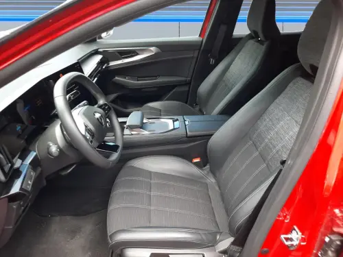 Renault Austral E-Tech hybrid 200 Techno - Photo 9