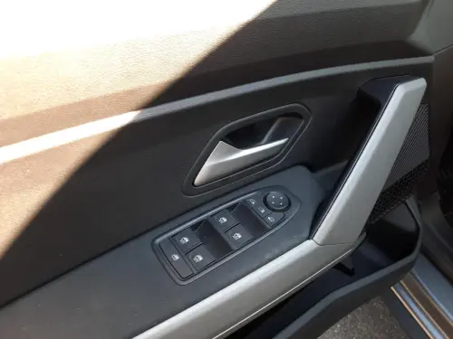 Dacia Bigster Bigster Hybrid 155 Journey - Photo 10