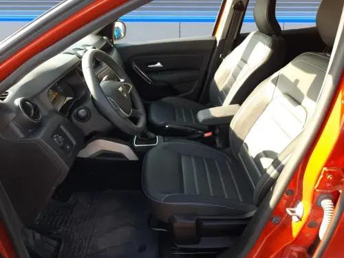 Dacia Duster TCe 150 FAP 4x2 EDC Prestige - Photo 9
