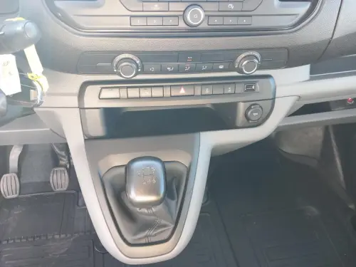Toyota Proace PROACE LONG 2.0L 120 D-4D BVM6 DYNAMIC - Photo 14