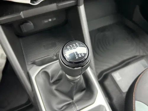 Dacia Duster Mild Hybrid 130 4x4 Extreme - Photo 14