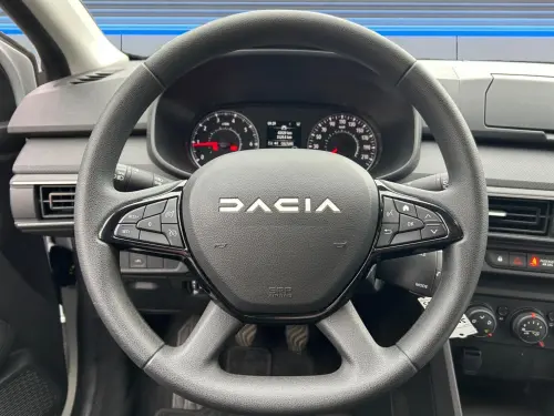 Dacia Sandero ECO-G 100 Essential - Photo 12