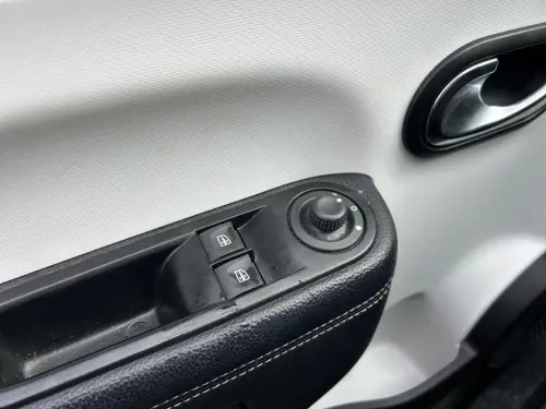 Renault Twingo E-Tech Twingo III E-Tech Techno - Photo 10