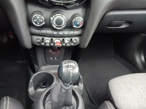 Mini Cooper Hatch 3 Portes One 102 ch - Photo 14